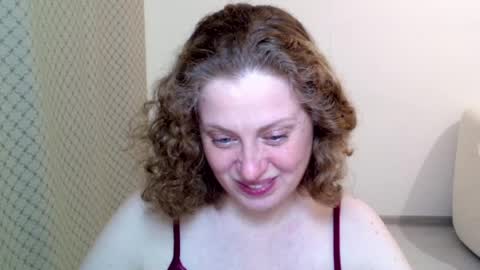 Snapshot of theladysblush chatting on 03.11.26 Ella online show from 03.11.26