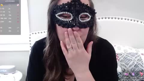 Snapshot of thelipsdown chatting on 02.23.25 Lacey online show from 02.23.25