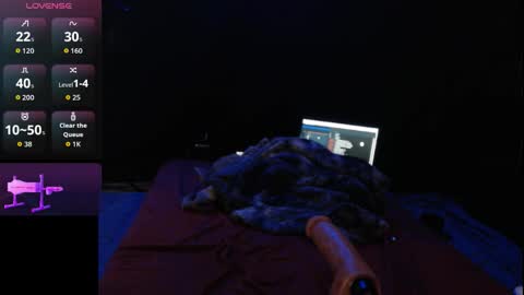 Snapshot of theloganblackthorn chatting on 02.21.26 Logan Blackthorn online show from 02.21.26