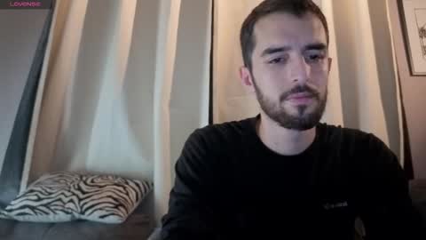 themmistokles online show from 10.23.25