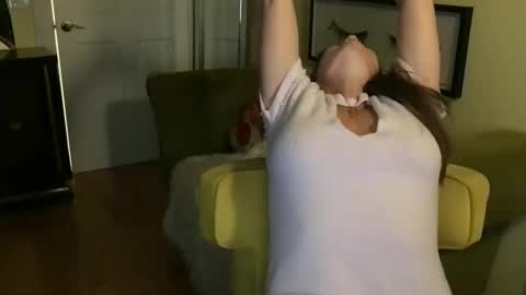 Snapshot of themrsnelson chatting on 11.17.25 Cach Nelson online show from 11.17.25