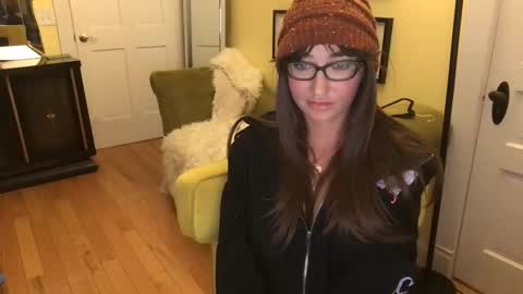 Snapshot of themrsnelson chatting on 01.10.26 Cach Nelson online show from 01.10.26