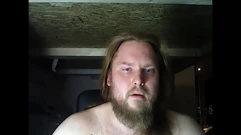 Snapshot of thenewdude1992 chatting on 03.12.25 thenewdude1992 online show from 03.12.25