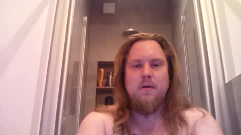 Snapshot of thenewdude1992 chatting on 12.15.25 thenewdude1992 online show from 12.15.25