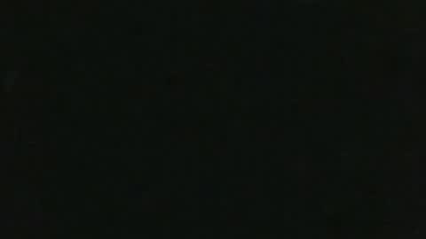 Snapshot of thenudedoodler chatting on 10.29.25 JohnSilver online show from 10.29.25