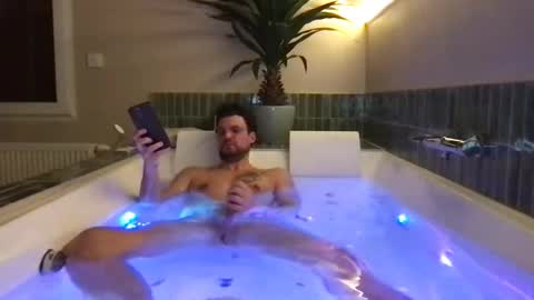 thenudeworldrover online show from 04.19.26