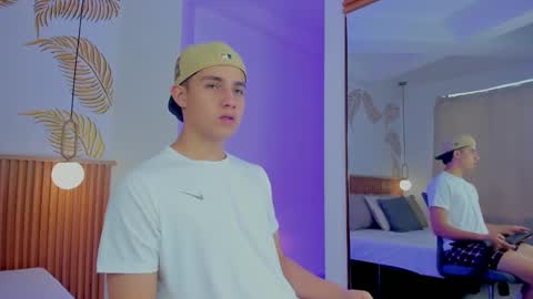 Snapshot of theohawke_ chatting on 12.16.24 THEO- MATEO online show from 12.16.24