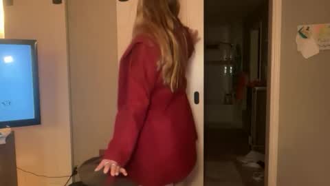 Snapshot of theoneandonlyava chatting on 12.15.25 Ava online show from 12.15.25