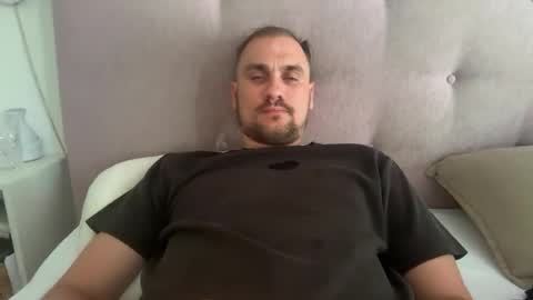 theonetojerkwith online show from 08.04.26
