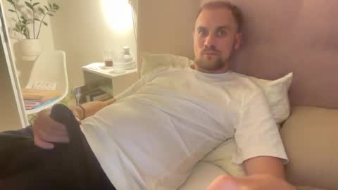 theonetojerkwith online show from 08.06.26