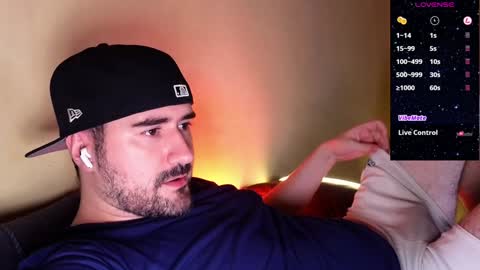 Snapshot of theoravi chatting on 12.09.24 Theo Ravi online show from 12.09.24