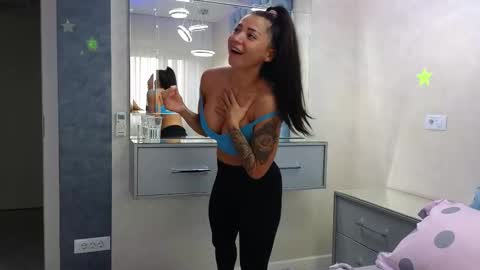 Theowonder online show from 11.26.25