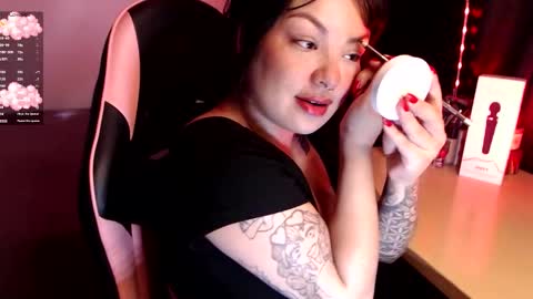 Snapshot of theprojectsara1 chatting on 02.15.26 Sara online show from 02.15.26