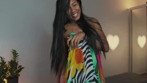 YAYA  online show from 01.08.25