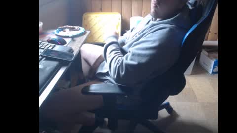 therealbigcheese0695 online show from 01.20.25