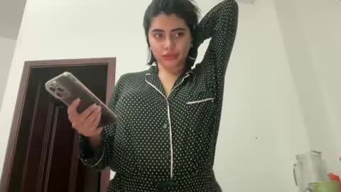 Snapshot of therealcamilabaddie chatting on 01.13.25 therealcamilabaddie online show from 01.13.25