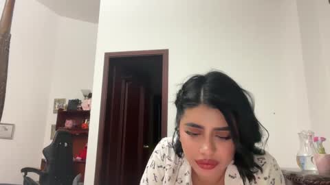 Snapshot of therealcamilabaddie chatting on 03.01.25 therealcamilabaddie online show from 03.01.25