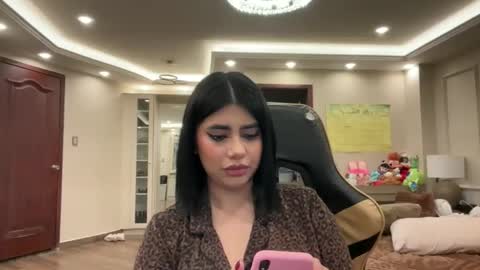 Snapshot of therealcamilabaddie chatting on 09.15.25 therealcamilabaddie online show from 09.15.25