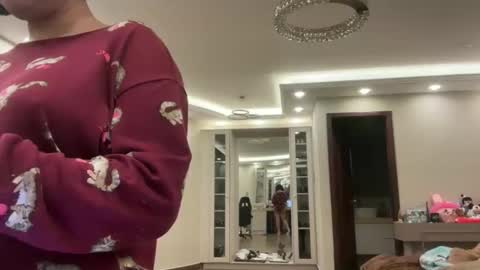 Snapshot of therealcamilabaddie chatting on 11.22.25 therealcamilabaddie online show from 11.22.25