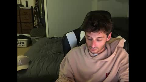 Snapshot of therealdylansdick chatting on 09.25.25 therealdylansdick online show from 09.25.25