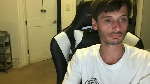 Snapshot of therealdylansdick chatting on 10.06.25 therealdylansdick online show from 10.06.25