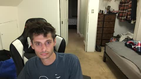 Snapshot of therealdylansdick chatting on 10.24.25 therealdylansdick online show from 10.24.25