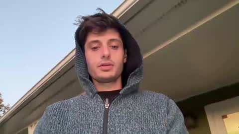 Snapshot of therealdylansdick chatting on 10.26.25 therealdylansdick online show from 10.26.25