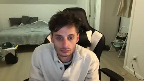 Snapshot of therealdylansdick chatting on 11.29.25 therealdylansdick online show from 11.29.25