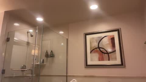 Snapshot of therealdylansdick chatting on 12.04.25 therealdylansdick online show from 12.04.25