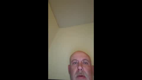 Snapshot of therealholland1979 chatting on 05.28.26 therealholland1979 online show from 05.28.26