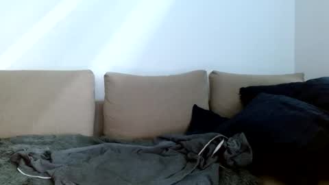 Yoshi online show from 12.23.24