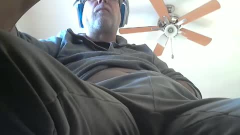 Snapshot of thereisnospoon1970 chatting on 01.03.25 Neo online show from 01.03.25