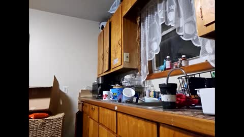 Snapshot of therizzler_1_of_1 chatting on 12.20.24 therizzler_1_of_1 online show from 12.20.24