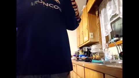 Snapshot of therizzler_1_of_1 chatting on 01.14.25 therizzler_1_of_1 online show from 01.14.25