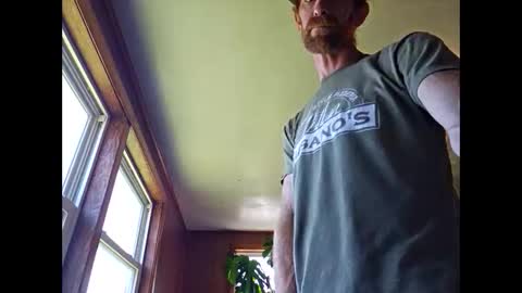 Snapshot of therizzler_1_of_1 chatting on 10.05.25 therizzler_1_of_1 online show from 10.05.25