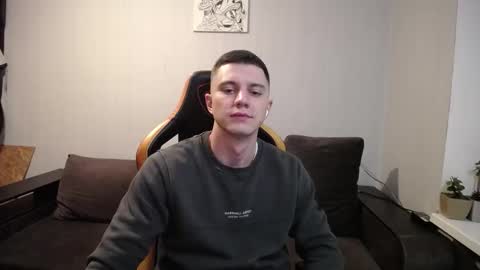 Snapshot of theroadtomars chatting on 11.05.25 Nick online show from 11.05.25