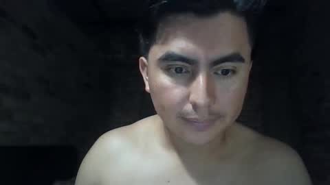 Snapshot of therondevereaux chatting on 12.16.25 Theron Devereaux online show from 12.16.25