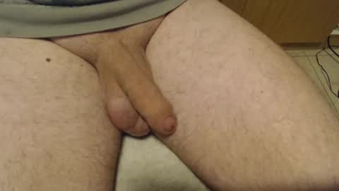 Snapshot of thesneakysqueeker chatting on 12.01.24 Peter online show from 12.01.24