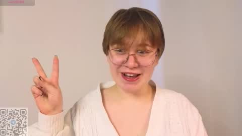 Snapshot of thestaronsky chatting on 02.01.26 Lucia online show from 02.01.26