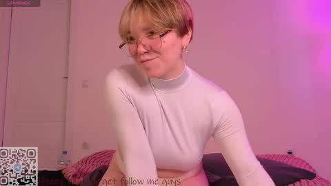 Lucia online show from 04.30.26