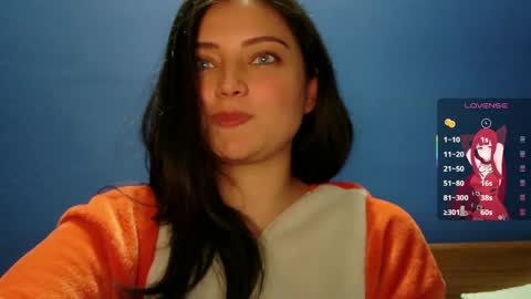 Snapshot of thesweethari chatting on 05.08.26 I dont do real meetings My bio online show from 05.08.26