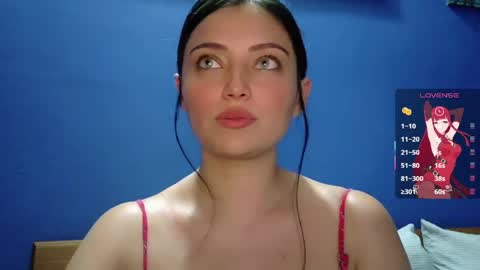 Snapshot of thesweethari chatting on 05.09.26 I dont do real meetings My bio online show from 05.09.26