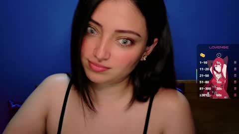 Snapshot of thesweethari chatting on 05.27.26 I dont do real meetings My bio online show from 05.27.26