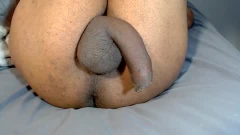 Snapshot of thetightestass14 chatting on 03.05.25 thetightestass14 online show from 03.05.25