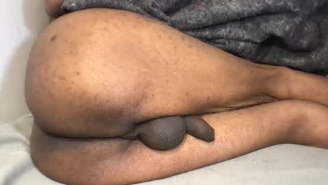 Snapshot of thetightestass14 chatting on 01.13.26 thetightestass14 online show from 01.13.26