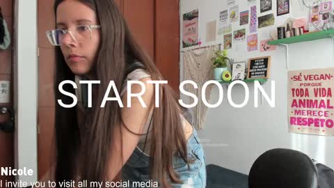 Snapshot of thetropicalseduction chatting on 01.31.25 Nicole online show from 01.31.25