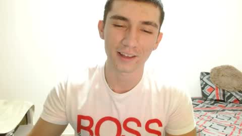 thiago_deseo69 online show from 04.28.26