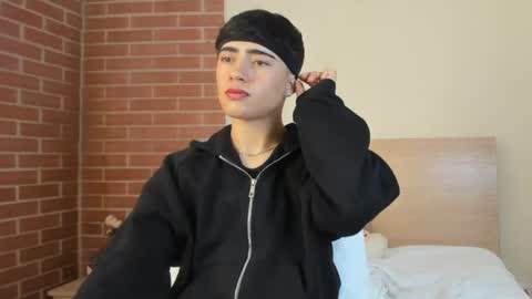 Snapshot of thiago_dv chatting on 07.21.26 Thiago online show from 07.21.26