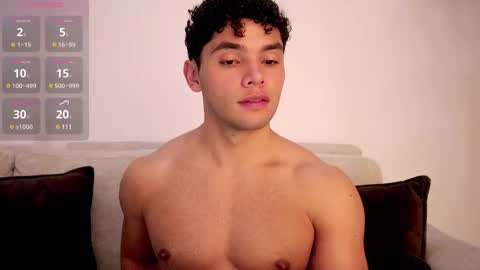 Snapshot of thiago_l chatting on 02.20.25 Just Thiago online show from 02.20.25