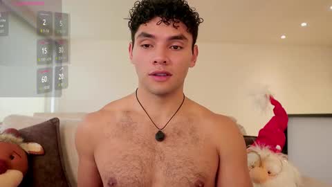 Snapshot of thiago_l chatting on 12.21.25 Just Thiago online show from 12.21.25